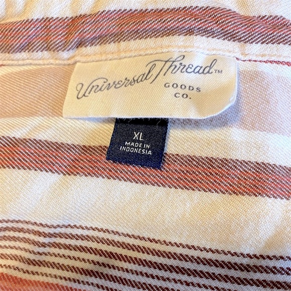 Universal Thread Super Soft Striped Button-Up Retro Top - Picture 4 of 5